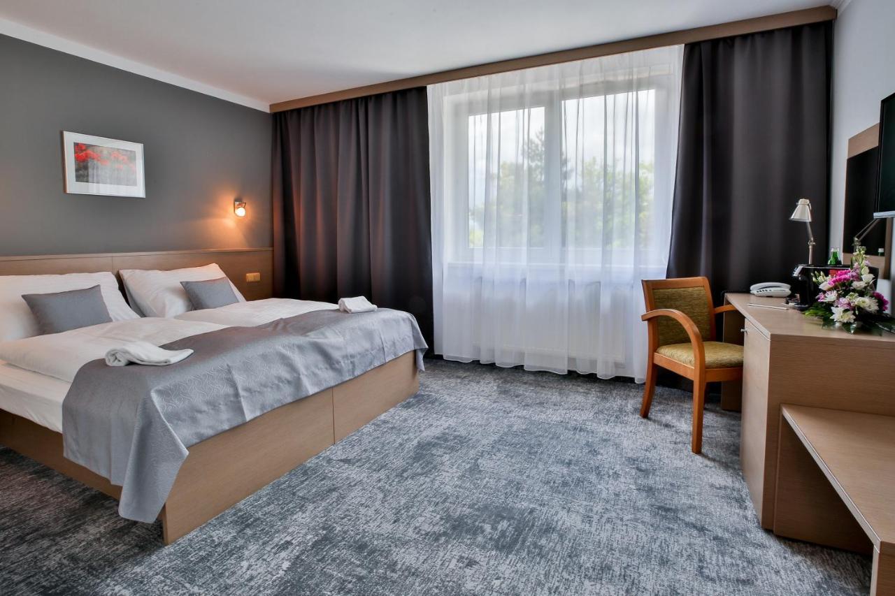 Lh Parkhotel Hluboka Nad Vltavou Congress & Wellness Dış mekan fotoğraf