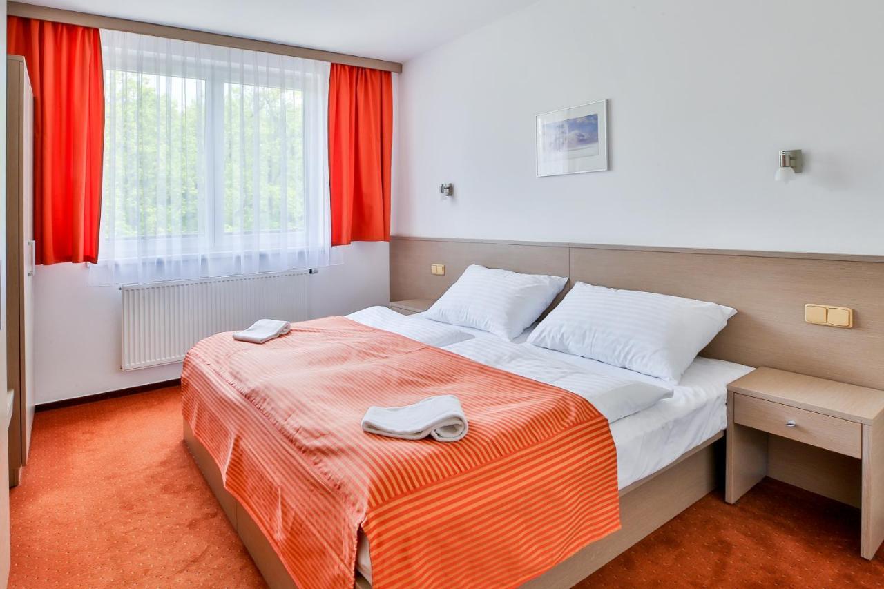Lh Parkhotel Hluboka Nad Vltavou Congress & Wellness Dış mekan fotoğraf