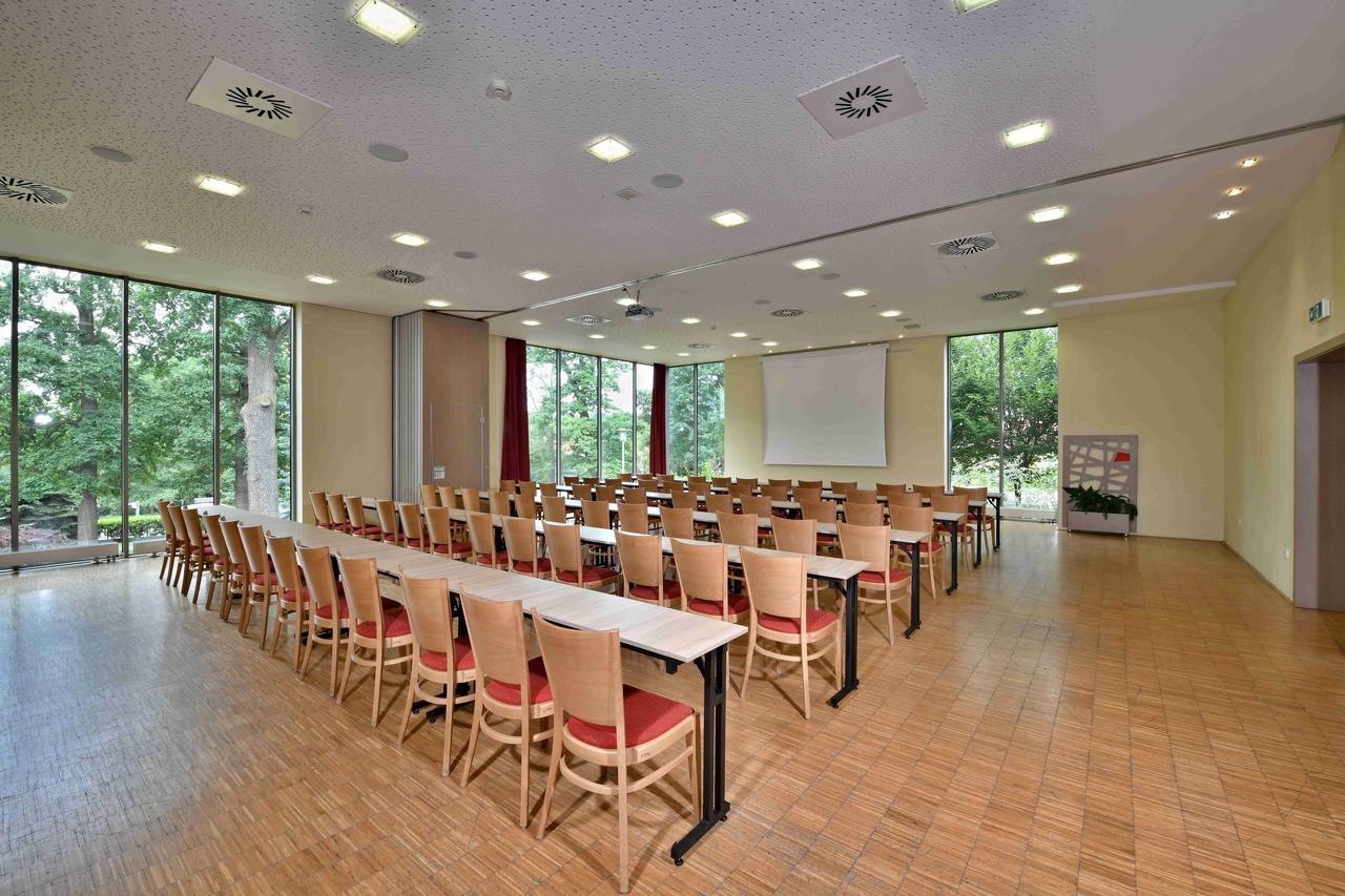 Lh Parkhotel Hluboka Nad Vltavou Congress & Wellness Dış mekan fotoğraf