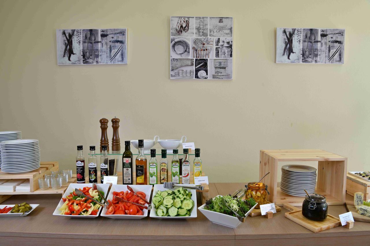 Lh Parkhotel Hluboka Nad Vltavou Congress & Wellness Dış mekan fotoğraf