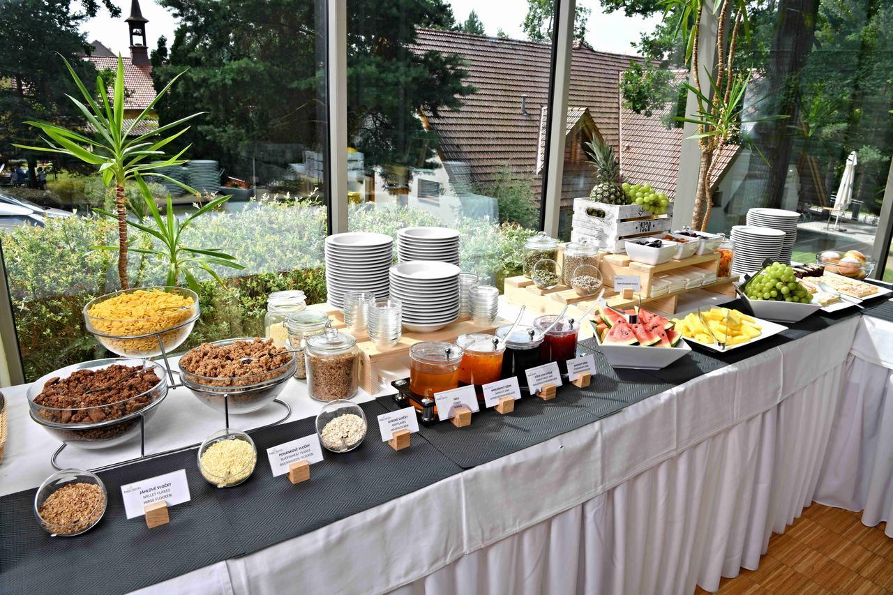 Lh Parkhotel Hluboka Nad Vltavou Congress & Wellness Dış mekan fotoğraf