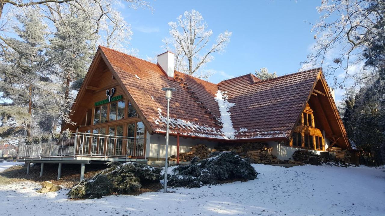 Lh Parkhotel Hluboka Nad Vltavou Congress & Wellness Dış mekan fotoğraf